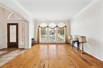 2088 Silverthorn Ln in Kemah, TX - Building Photo - Building Photo