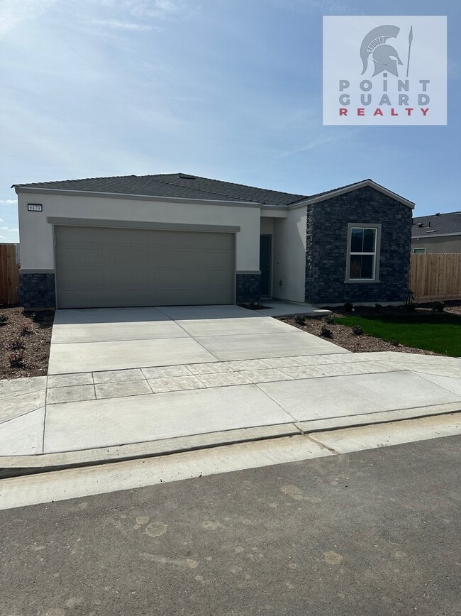 6179 E Giavanna Ave in Fresno, CA - Building Photo - Building Photo