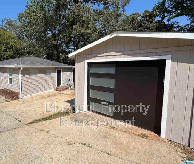 500 Rollingwood Rd in Birmingham, AL - Building Photo - Building Photo