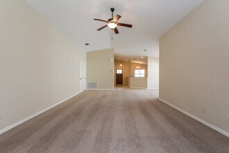 433 San Lorenzo Ct in Bradenton, FL - Building Photo - Building Photo