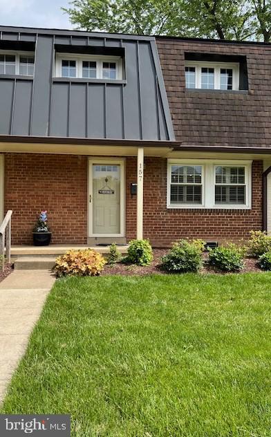 157 S Virginia Ave in Falls Church, VA - Building Photo - Building Photo