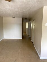 529 14th St in West Palm Beach, FL - Building Photo - Building Photo