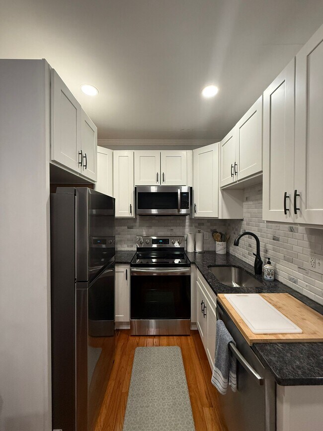 32 Reedsdale St, Unit 2