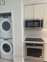 181 Sheppard Ave E in Toronto, ON - Building Photo - Building Photo