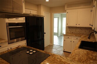 1038 Cottage Oak Ln in Houston, TX - Building Photo - Building Photo