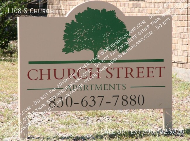 1108 S Church St-Unit -3 in Brady, TX - Building Photo - Building Photo