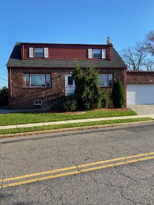 4 Summit Ave, Unit 2 in Lyndhurst, NJ - Building Photo - Building Photo