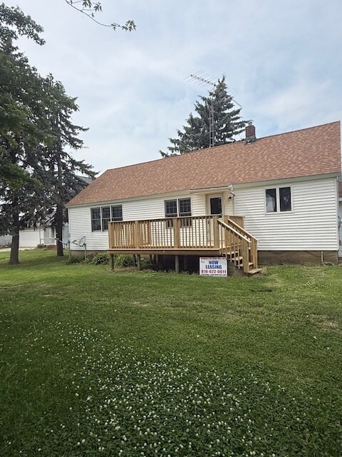 2200 Raines Rd in Sandusky, MI - Building Photo
