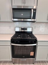 550 13th Ave Dr NE in Hickory, NC - Building Photo - Building Photo