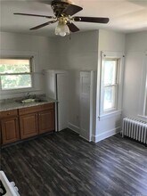 26 S Bayles Ave in Port Washington, NY - Building Photo - Building Photo