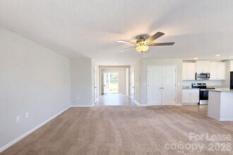 1408 Nia Rd in Charlotte, NC - Foto de edificio - Building Photo