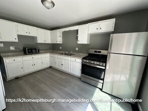 630 Castle Ave in North Versailles, PA - Building Photo - Building Photo