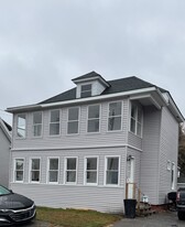 20 Bellevue St, Unit 3 in Winslow, ME - Building Photo