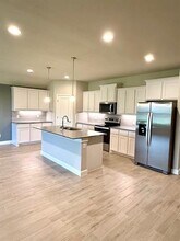 401 Alice Harney Rd in Burleson, TX - Building Photo - Building Photo