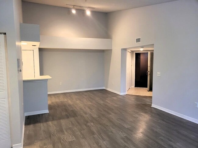 property at 4197 N Haverhill Rd