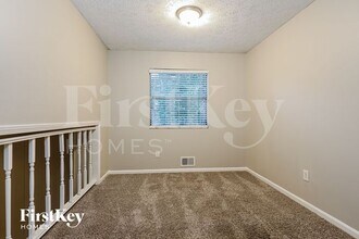 2225 Omaha Ct in Jonesboro, GA - Building Photo - Building Photo