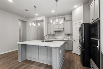 8109 Gilwice Ln in Austin, TX - Building Photo - Building Photo