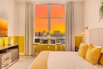 777 N Ocean Dr in Hollywood, FL - Building Photo - Building Photo