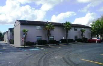 1335 Baywatch Loop in Tampa, FL - Building Photo - Building Photo