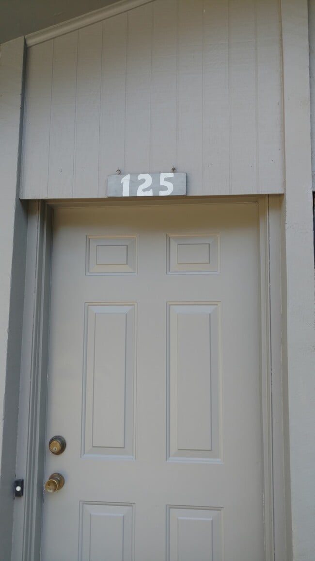 125 Debra Ln, Unit 125 Debra Lane
