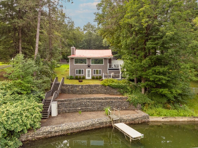 156 Silliman Cove in Maryland, NY - Building Photo - Building Photo