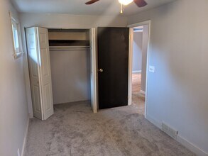 20 Portland St, Unit Lower Apartment in Buffalo, NY - Foto de edificio - Building Photo