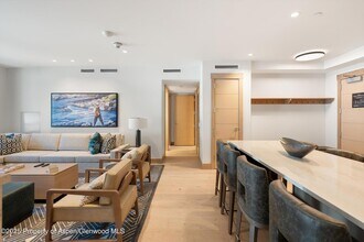 130 Wood Rd, Unit 253-255 in Snowmass Village, CO - Building Photo - Building Photo