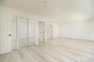 996 Simmons Ln in Novato, CA - Building Photo - Building Photo