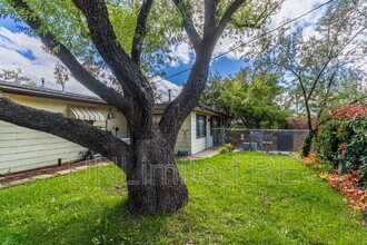 3417 N Dyer St in Flagstaff, AZ - Building Photo - Building Photo