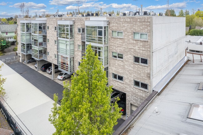 The Andria in Portland, OR - Building Photo - Building Photo