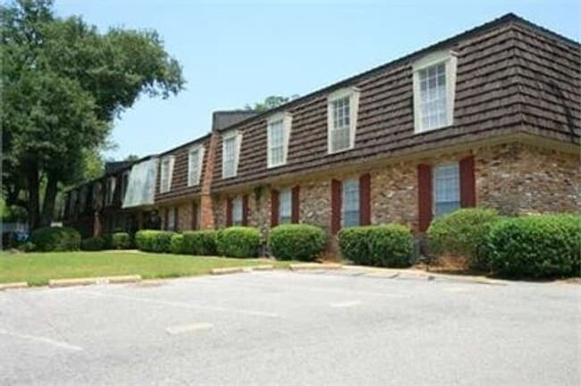 property at 207 S Mobile St