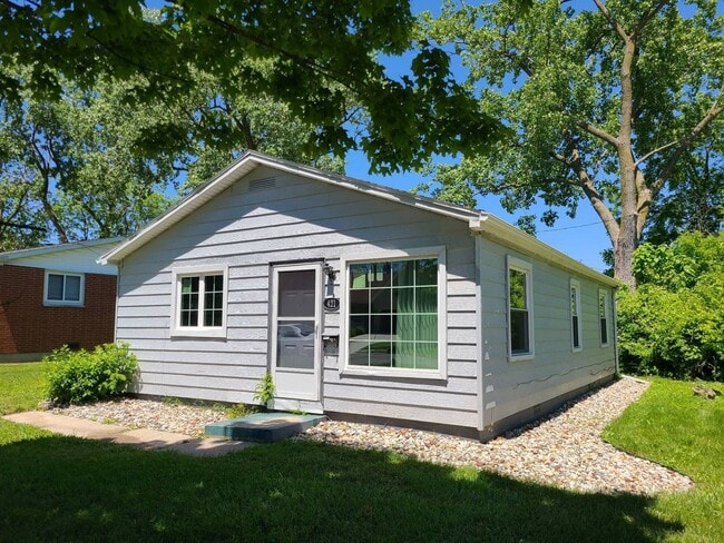 property at 421 Humphrey St