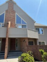 4647 N Progress Ave, Unit Waverly Woods in Harrisburg, PA - Building Photo