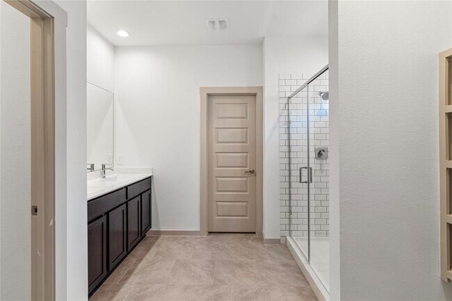 29318 Hoelzen Holw Dr