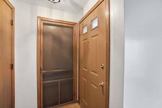 9412 Vista Park Dr in New Haven, IN - Building Photo - Building Photo