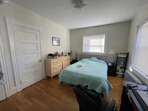 50 Babcock St, Unit 9 in Brookline, MA - Building Photo - Building Photo