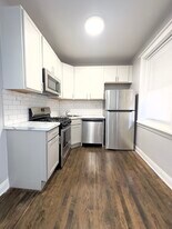 1258 W Montrose Ave, Unit 3 in Chicago, IL - Building Photo