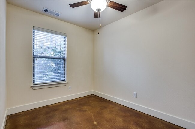 4323 Dickason Ave in Dallas, TX - Building Photo - Building Photo