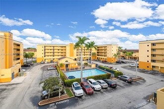 14961 SW 82nd Ln in Miami, FL - Building Photo - Building Photo