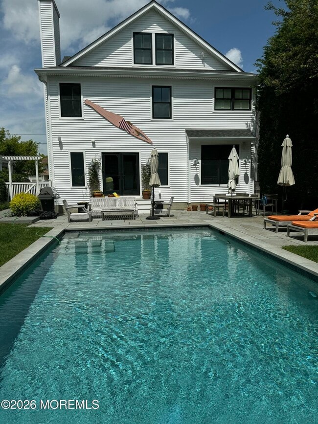 513 Morris Ave in Spring Lake, NJ - Building Photo - Building Photo