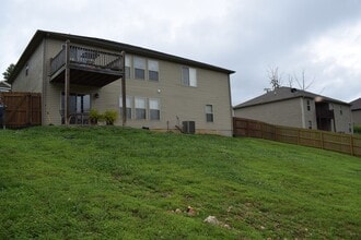 19675 Ladera Rd in Waynesville, MO - Building Photo - Building Photo