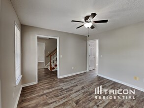 73 Stonewall Dr in Benson, NC - Building Photo - Building Photo