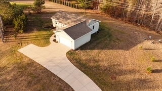 6126 Jeffrey Pl in Grawn, MI - Foto de edificio - Building Photo