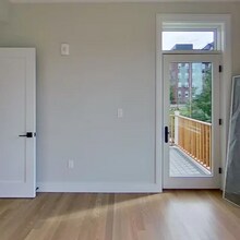 104 Warren St, Unit 3 in Boston, MA - Building Photo - Building Photo