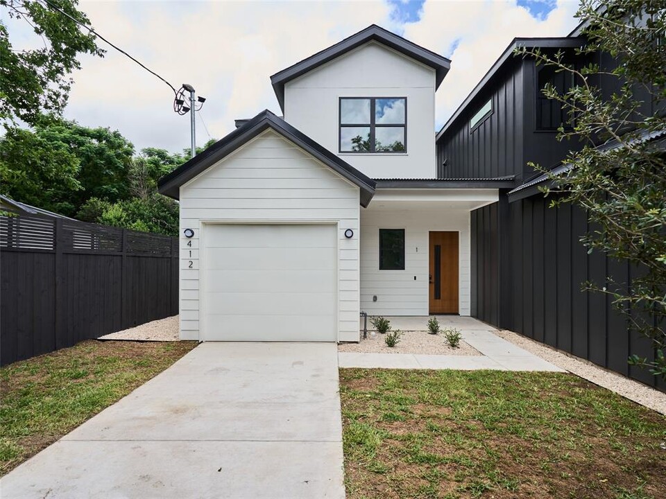 412 Hackberry Ln in Austin, TX - Building Photo