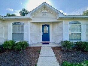 1550 Oakhill Rd in Gulf Breeze, FL - Building Photo - Building Photo