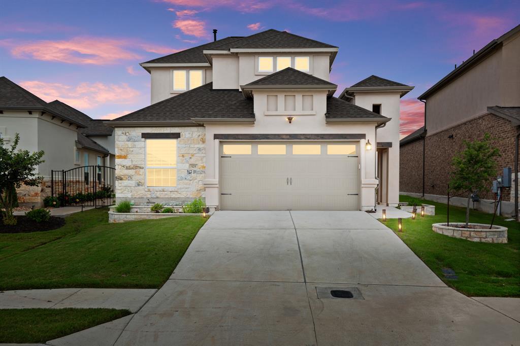 525 Faith Dr in Liberty Hill, TX - Building Photo