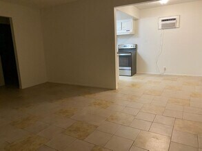 Maple 2 in West Sacramento, CA - Building Photo - Building Photo