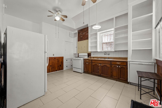1223 W 23rd St in Los Angeles, CA - Building Photo - Building Photo