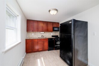 517 E Broadway in Long Beach, NY - Building Photo - Building Photo